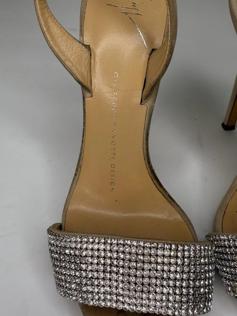 Giuseppe Zanotti elegant beige